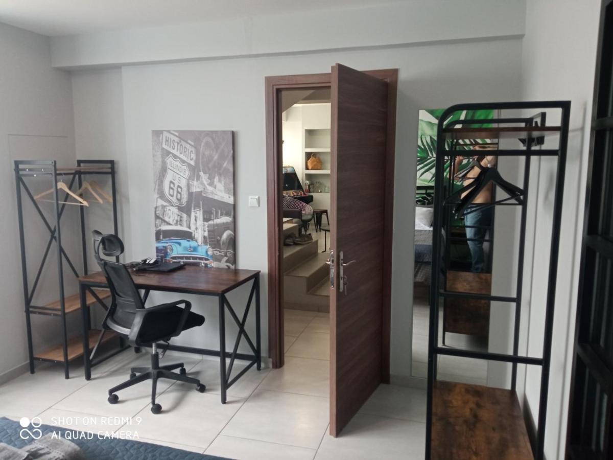 Patras' Hitech Apartment Exteriér fotografie